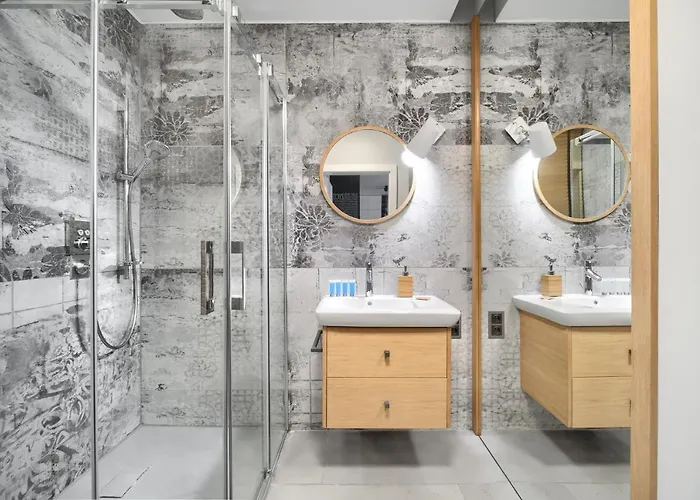 Grafitowa Modern Познань